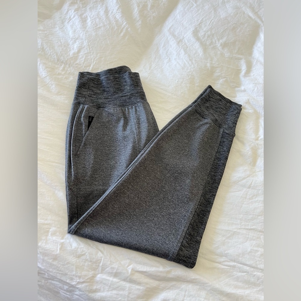 Athleta | Women’s SZ S | Venice Joggers Gray High Rise Tapered Pockets Relaxed - Picture 10 of 10